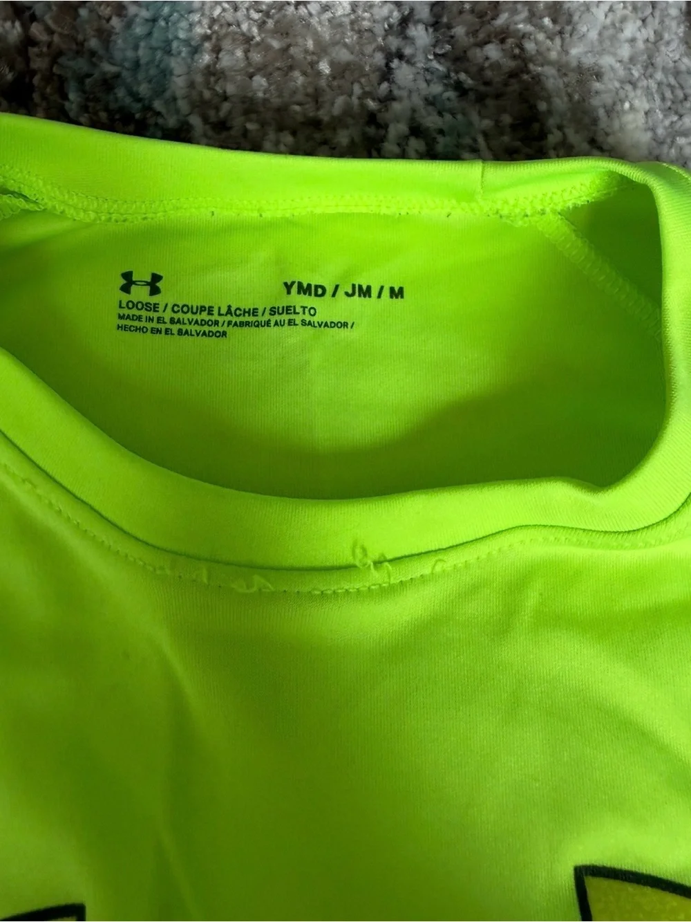 Under Armour Boys' Neon Logo Short Sleeve Tee size M gray shorts size L 7